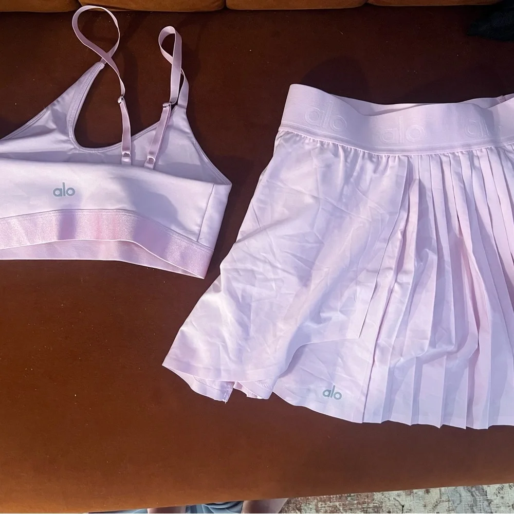 ALO Yoga Sugarplum Pink Skater Skirt and Bra Set RARE